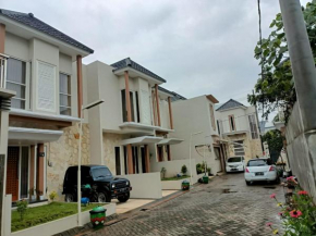 Villa Pesona D'ROKU, Batu
